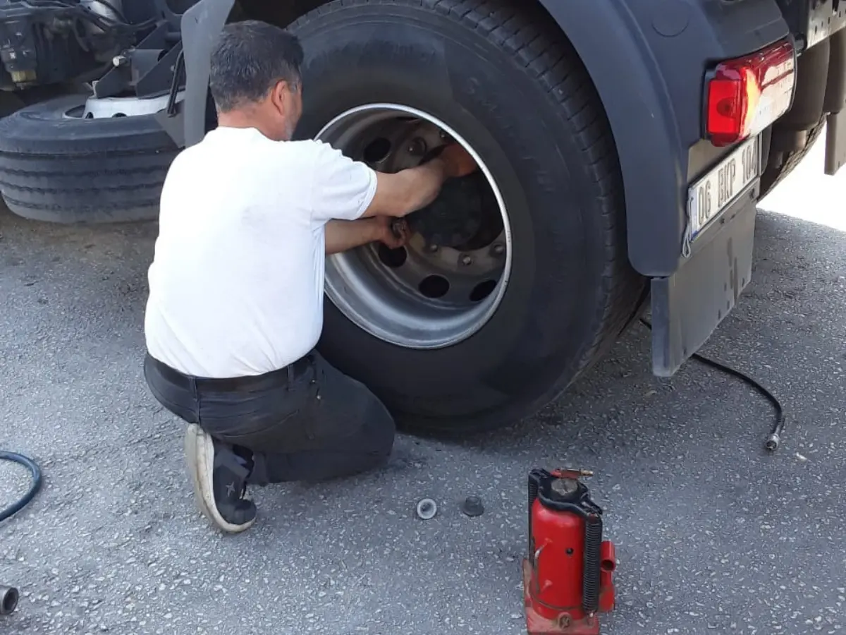 Sandıklı Oto Lastikçi